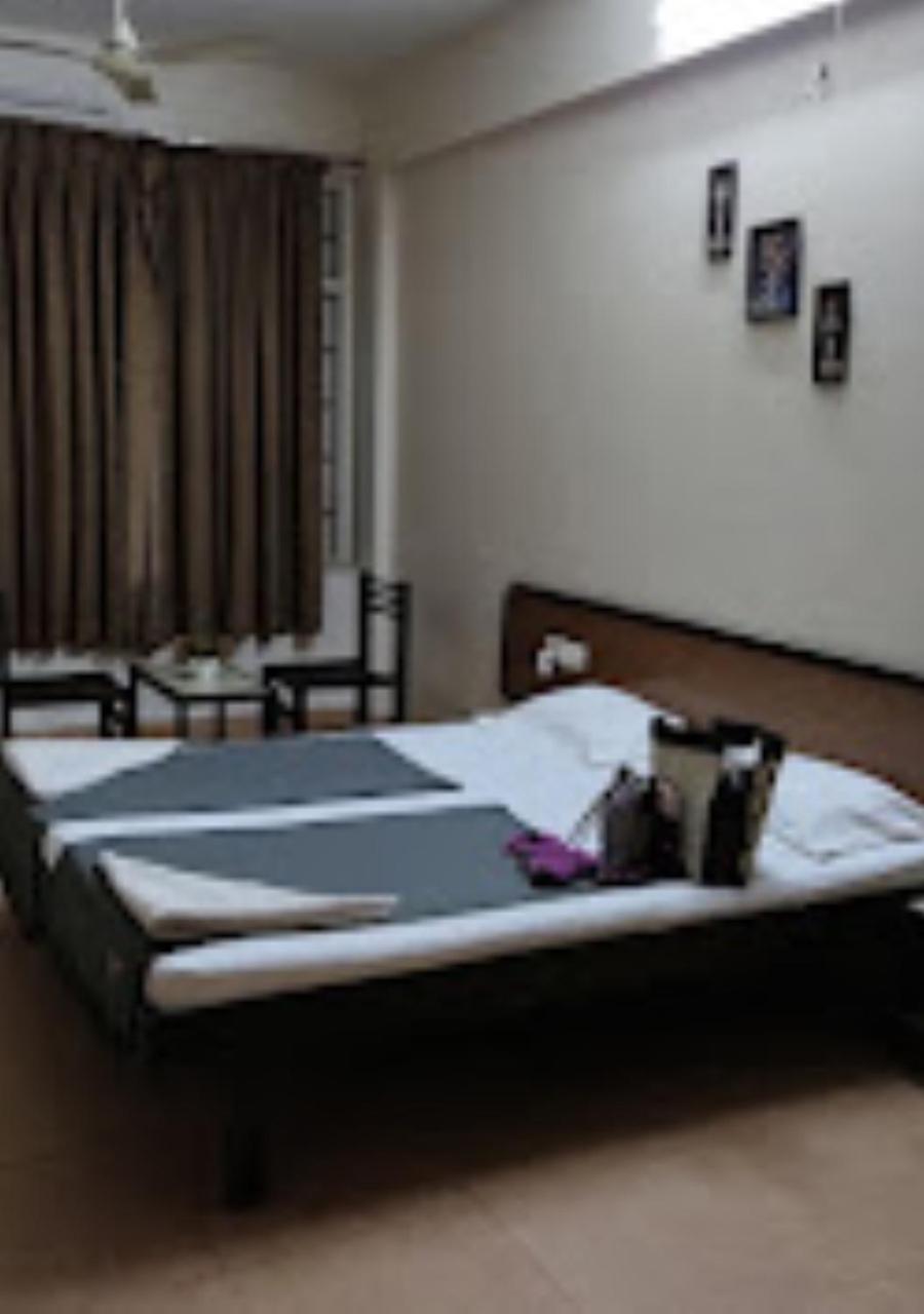 Hotel Durvankur Ganpatipule Exterior foto